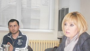 Държавата принуждава самотен баща да мине в сивия сектор за