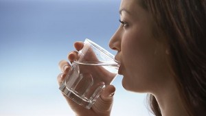 Нефролог Не прекалявайте с водата