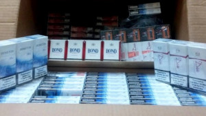 Спипаха варненец със стотици кутии цигари без бандерол