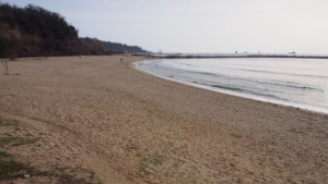 Времето на 15 март Слънчево преди обяд облачно следобед