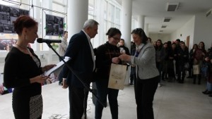 Нела Рачевиц и Яков Джераси наградиха победителите в конкурса за