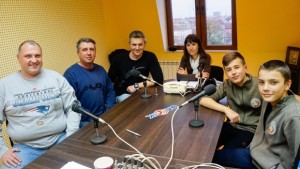 Група вело ентусиасти изкачи връх Шипка с колелета