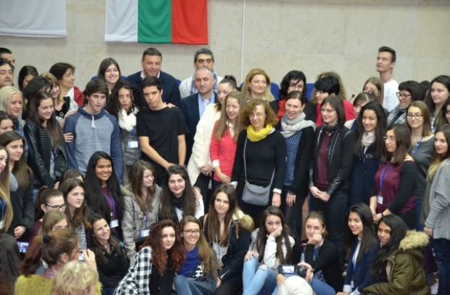 Ученици и учители от седем държави са в Благоевград по програма Еразъм+