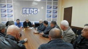 Кметове от ГЕРБ споделиха проблеми на среща с Владислав Николов