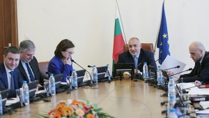 1 262 000 пенсионери ще получат добавки за Великден