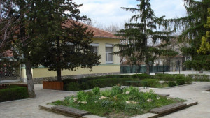 Паркстрой и НУ Патриарх Евтимий започват нов проект