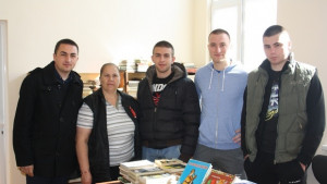 MГЕРБ Сливен дари книги на читалището в село Тополчане