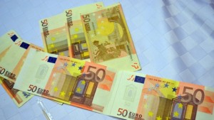 Предотвратиха производството на 50 милиона фалшиви евро в Пловдив