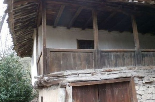 Община Ловеч иска собствеността върху къща на съратник на Левски