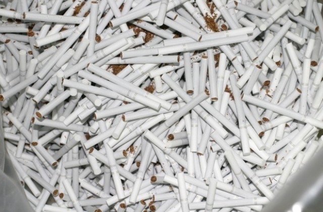 Откриха контрабандни цигари в дома на 45-годишен мъж