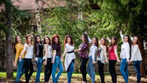 Конкурс спектакъл в Кюстендил Девойка Кюстендилска пролет 2016