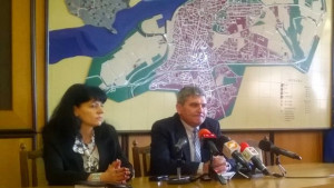 Русенските полицаи задържаха петима телефонни измамници