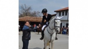 Великотърновци отбелязаха Тодоровден в Арбанаси Даниел Панов награди най гиздавия
