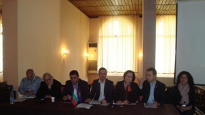 Янаки Стоилов В лявото пространство не са водени разговори за