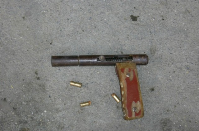 Маскиран, с пистолет обра денонощен магазин в Кюстендил