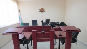 Ще съдят балчиклия за 4 телефонни измами за 20 000