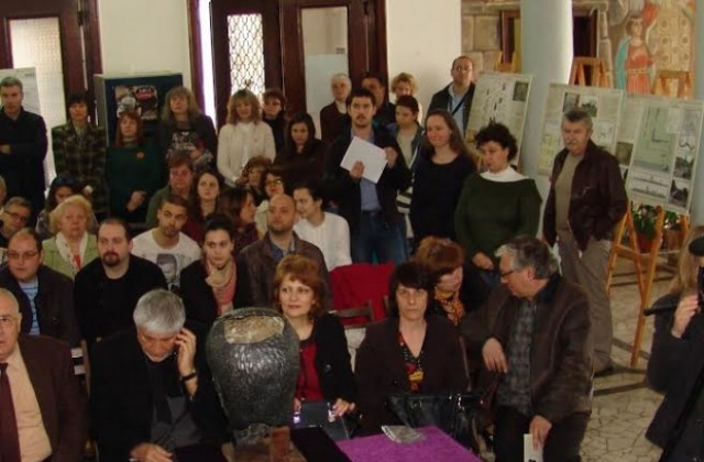 Откриха изложба, представяща социализацията на римския град Никополис ад Иструм