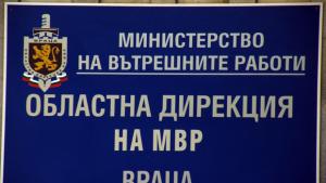 Крадли обраха жена посред бял ден