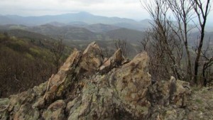 Откриха древно скално селище в Хасковско