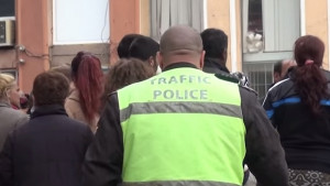 Наложиха задържане под стража на биячите на полицаи