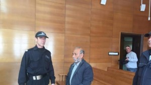 Оставиха в ареста мъжа обвинен за убийството преди 18 години