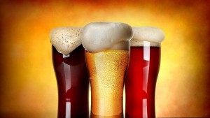 US компания наема хора да пият бира