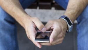 Телефонни измамници отново успяха да подлъжат възрастна жена