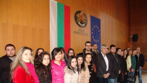 Областният управител се срещна със студенти от ВТУ