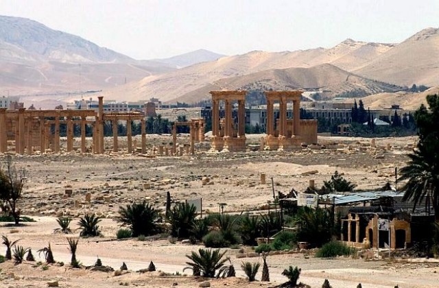 Сирийската армия навлезе в контролирания от Ислямска държава Палмира