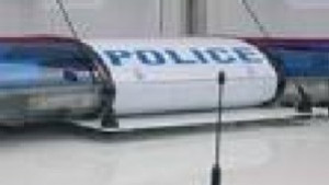 Издирват млад мъж избягал след купон