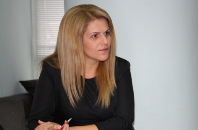 Народният представител от ПП ГЕРБ – Сливен Мария Белова проведе приемен ден
