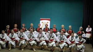 Златни медали и грамоти спечели фолклорен ансамбъл Бобов дол към