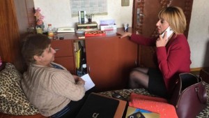 Омбудсманът с писмо до работодателите Дари празник на баба и