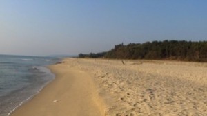 Плажът на Камчия да се дава на парче предлага кметът