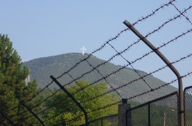 Бизнесдама влиза в затвора, накарала клошар да лъже в съда