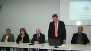 Създават Национален център за медиация между средни и висши училища