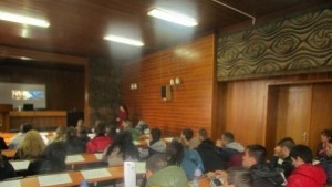 Кариерни консултанти подпомагат зрелостници в избора на професия