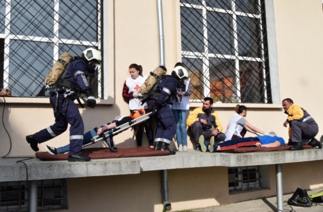 Как работи единната спасителна система при кризисна ситуация показаха в Г. Оряховица