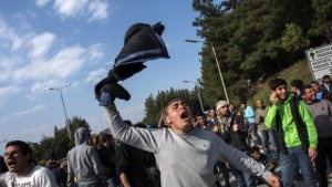 Даваме 6 млн евро на Турция за бежанците