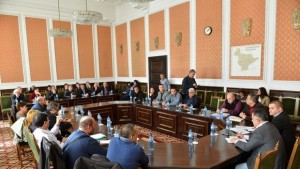 Кметът на Сливен и общинските съветници обсъдиха предложението за облигационния