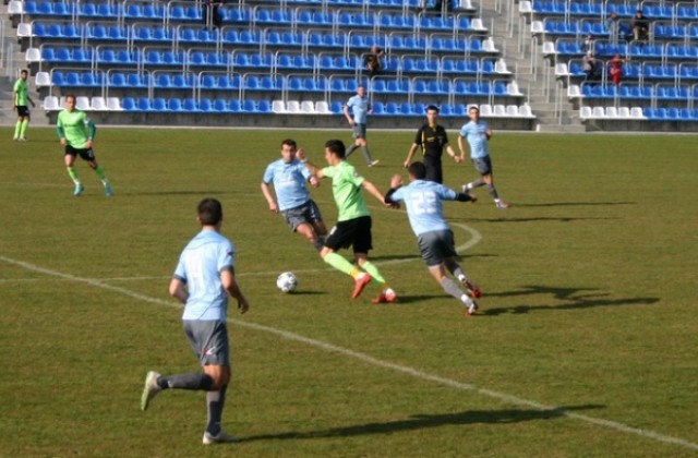 Маркович изригна с 2 гола за 3-0 срещу „Черноморец” в Балчик