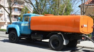 В Благоевград поставят цистерни с вода в квартали останали без