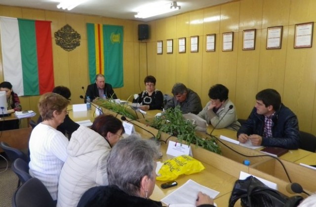 Кметът на Болярово призова гражданите да се включат в почистването на улиците и гробищния парк