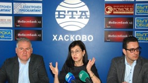 Министър Меглена Кунева Не подценявайте българския учител
