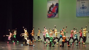 Куп награди в Танцуваща река