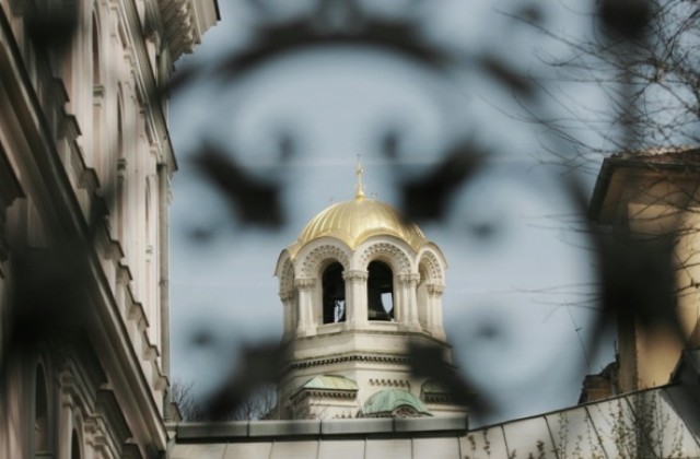 Слънце до петък, дъжд в събота и неделя