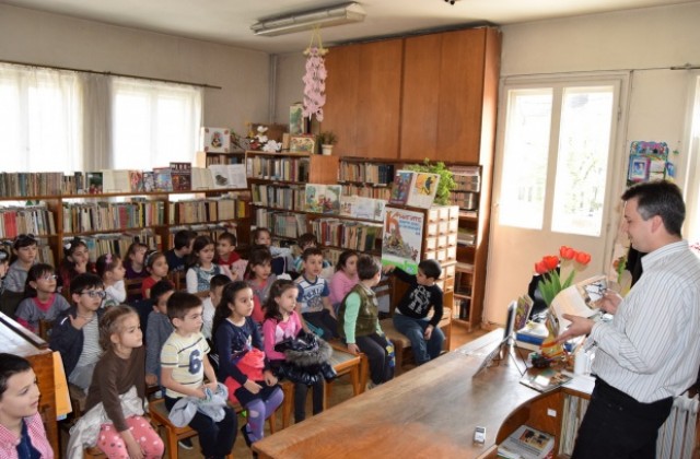 Малчугани разгадаваха загадките на директора на Историческия музей в Г. Оряховица