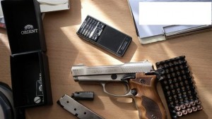 Арестуваха габровец за притежание на екстази оръжие и боеприпаси