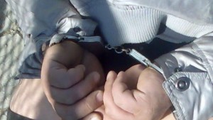 Задържан е крадец на бетонни колове