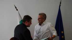 Болниците в Шумен и Нови пазар вече едно цяло